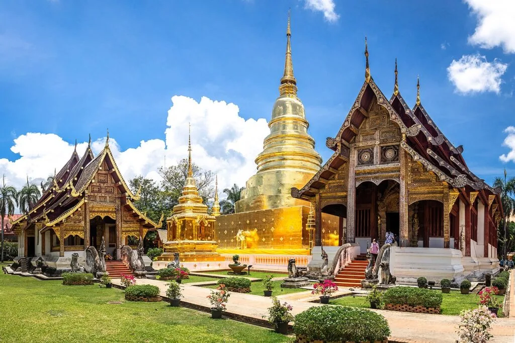 วัดพระสิงห์วรมหาวิหารในคูเมืองเชียงใหม่