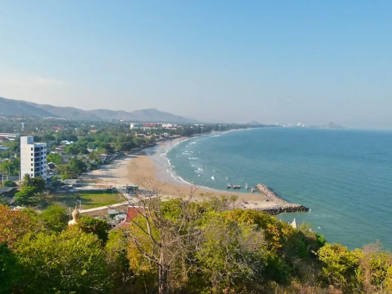 ชายหาดหัวหิน จังหวัดประจวบคีรีขันธ์